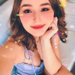 Bella James